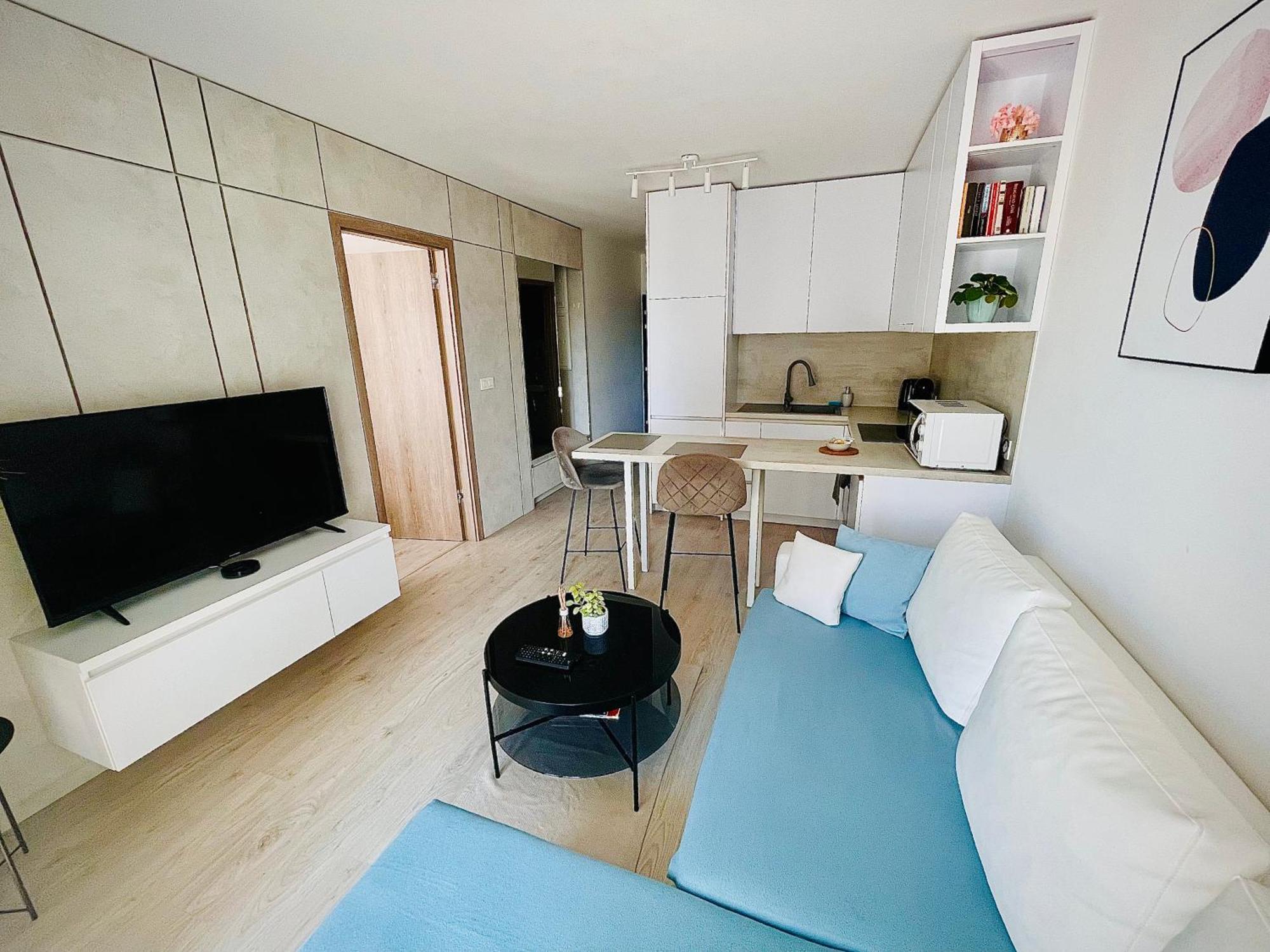 Top Urban Apartment - Free Parking, Green Energy, Modern Style บราติสลาวา ภายนอก รูปภาพ